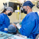 interventie implant dentar