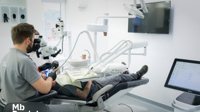 endodontie la microscop