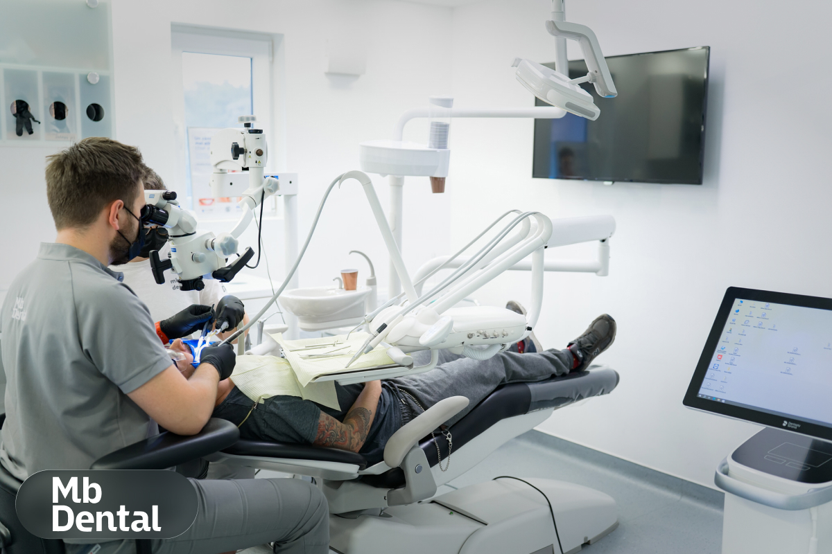 endodontie la microscop